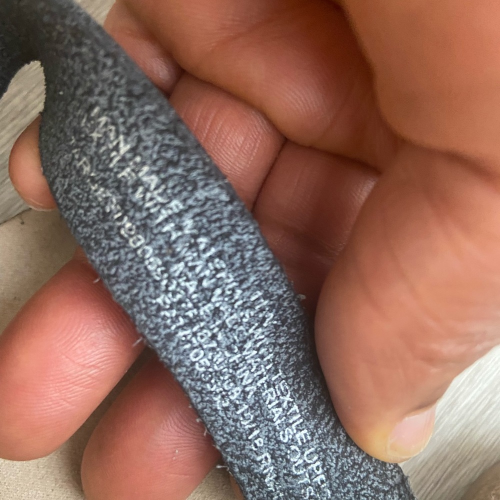 Universal Thread Sandals - image 3